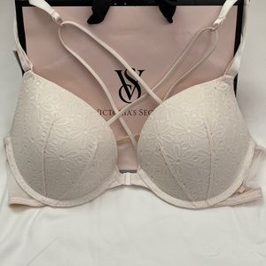 Victoria’s Secret Sexy Tee Strappy Back Push-Up Bra